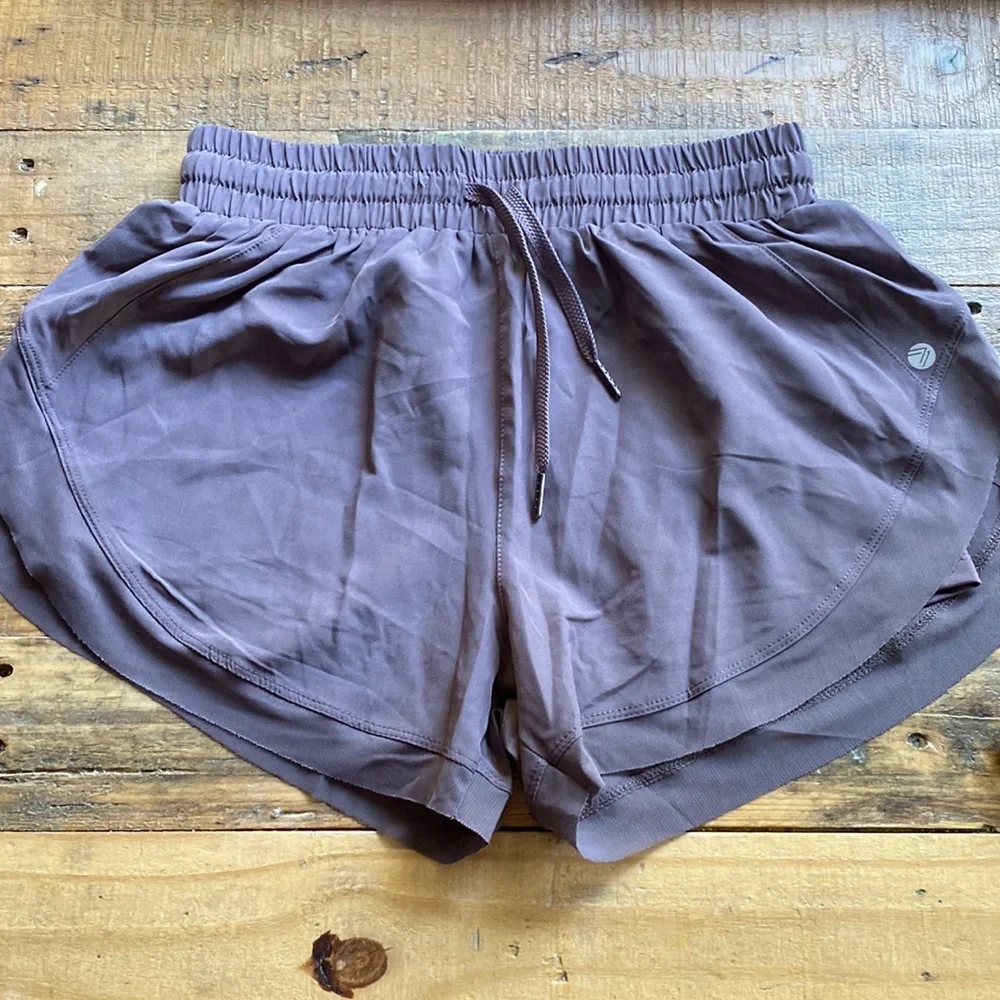 SAVVI ARROYO Large Gray/Purple Built In Stretch Shorts Running Shorts
